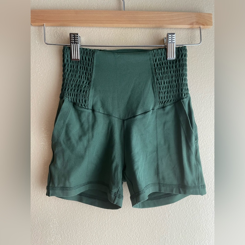 Offline Women Green Shorts Size XS|TP